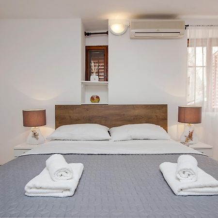 Apartment Marconi Rovinj Ngoại thất bức ảnh